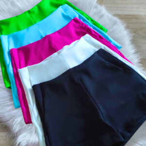 Short Alfaiataria Feminino Cintura Alta com Bolso