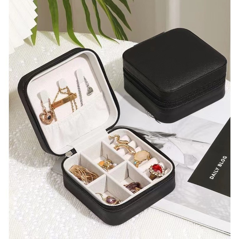 Estojo Porta-Joias 12 Pcs - Couro Sint?tico 1 Estojo Porta-Joias 12 Pcs - Couro Sintético