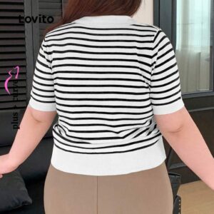 Camiseta Feminina Listrada Plus Size Curva