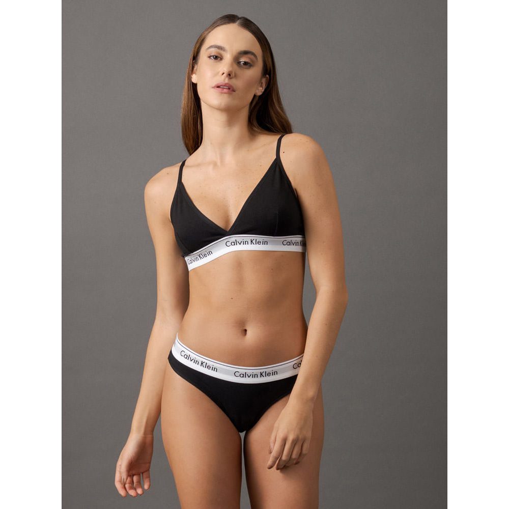 Calcinha Calvin Klein Tri?ngulo Algod?o Preto 1 Calcinha Calvin Klein Triângulo Algodão Preto